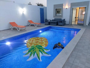 Villa LELLA HADHERYA